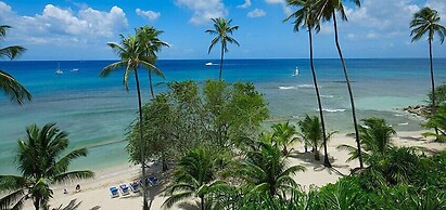 Schooner Bay 206 - The Palms