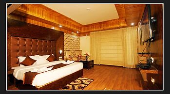 Grand Krisa Resort & Spa