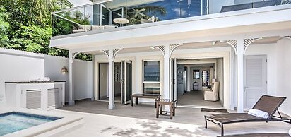 Villa Westshore