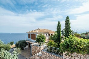 Iris Villas Lefkada - Karavi Villa