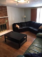 Very Large & Welcoming London Bungalow