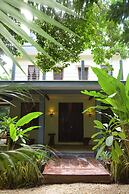 Hokhmah Heart Hotel