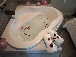 Hokhmah Heart Hotel