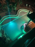 Hokhmah Heart Hotel