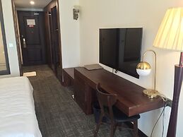 Phoenix Hotel