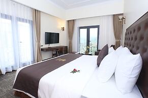 Phoenix Hotel