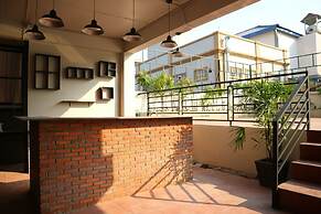 LY Residence Suite & Apartment