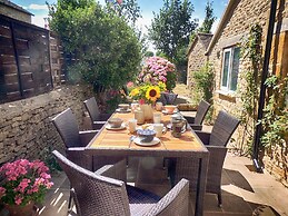 Rathbone Cottage