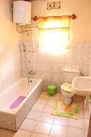 Joy Guesthouse
