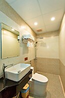 HANZ Pho Hoa Hotel