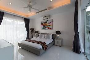 Kamala Contemporary 3 Bedrooms Pool Villa
