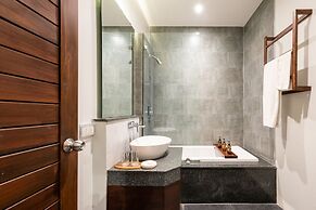 Cherlock Hotel