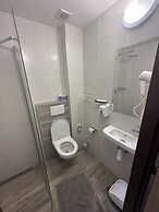 Hotel Alf
