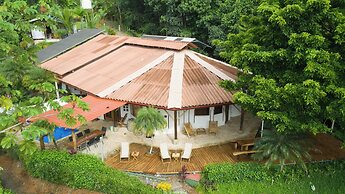Paradise Lodge
