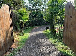 Paradise Lodge