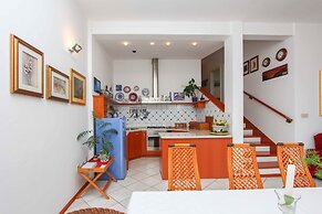 Villa Lola