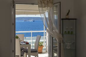 Villa Lola