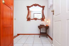 Villa Lola