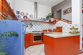 Villa Lola
