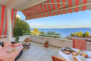 Villa Lola