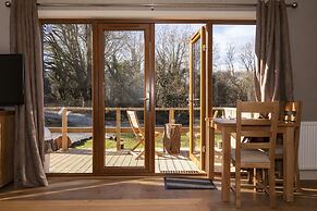 Herons Lake Retreat