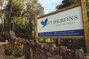 Herons Lake Retreat