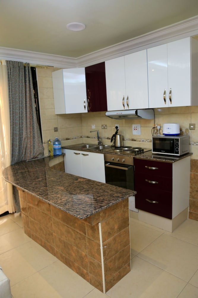 Dina Apartments