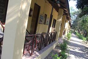 Rhino Lodge Bardia