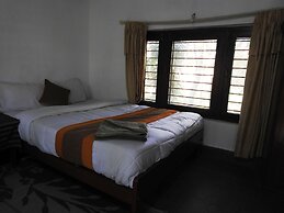 Rhino Lodge Bardia