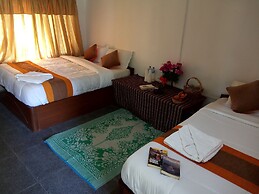 Rhino Lodge Bardia