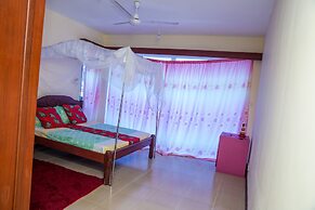 Safiri Kenya Home
