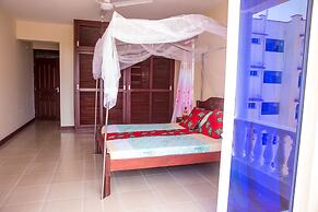 Safiri Kenya Home