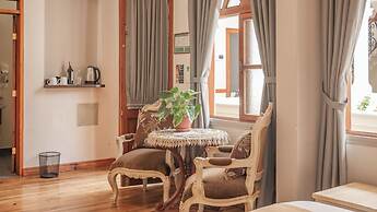 Casona 1914 Quito - Gothic Cathedral View Rooftop