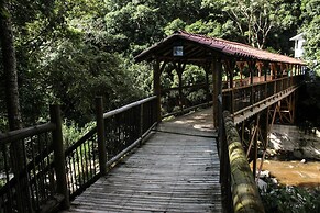 Hostería Río Escondido