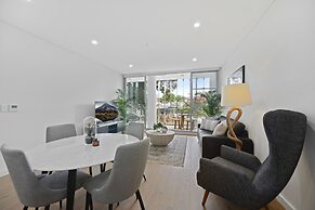 Ultra Modern Luxurious home in Tranquil Sydney