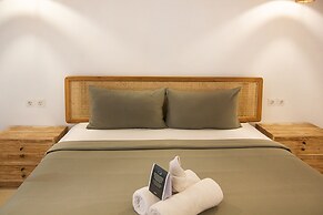 Gelatik B&B - Hostel