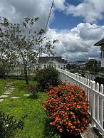 HB Bungalow