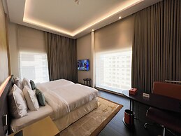 Grayton Hotel Dubai
