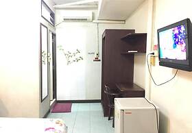 Nat 2 Guest House