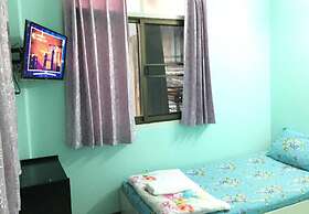 Nat 2 Guest House