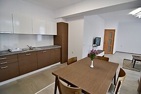 Stela Deluxe Apartments
