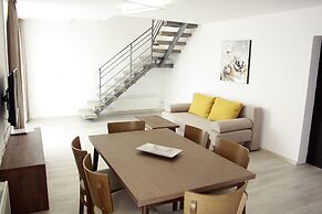 Stela Deluxe Apartments