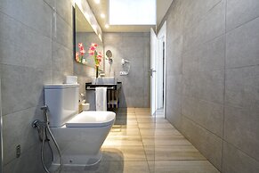 Aqua Suites
