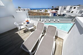 Aqua Suites
