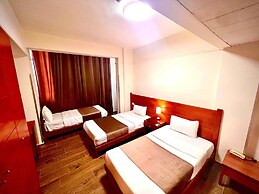 Ceasars Park Hotel