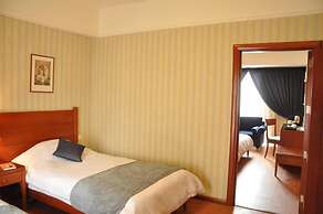 Ceasars Park Hotel