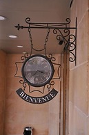 Ceasars Park Hotel