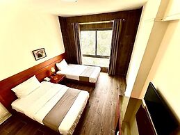 Ceasars Park Hotel