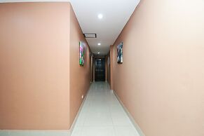 OYO 131 Griebs Inn