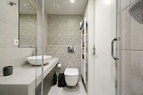 Hercules Residence